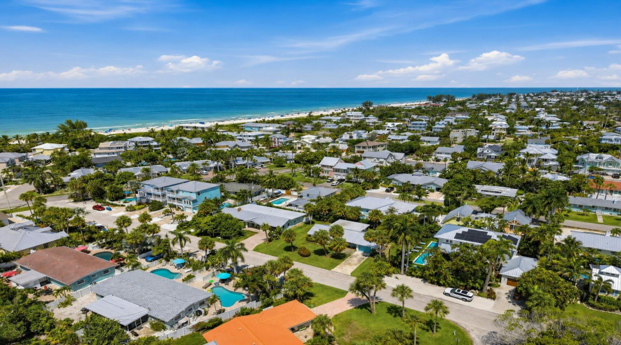 Holmes Beach, Florida 34217, 3 Bedroom Bedrooms, ,2 Bathroombathrooms,Residential,For Sale,75Th,0,Mfra4700904