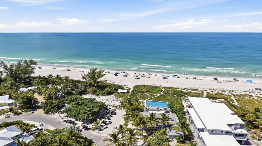 Holmes Beach, Florida 34217, 3 Bedroom Bedrooms, ,2 Bathroombathrooms,Residential,For Sale,75Th,0,Mfra4700904