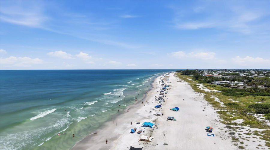 Holmes Beach, Florida 34217, 3 Bedroom Bedrooms, ,2 Bathroombathrooms,Residential,For Sale,75Th,0,Mfra4700904