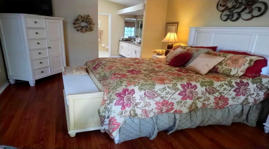 Plant City, Florida 33563, 2 Bedroom Bedrooms, ,2 Bathroombathrooms,Residential,For Sale,Walden Oaks,0,Mfrtb8490489