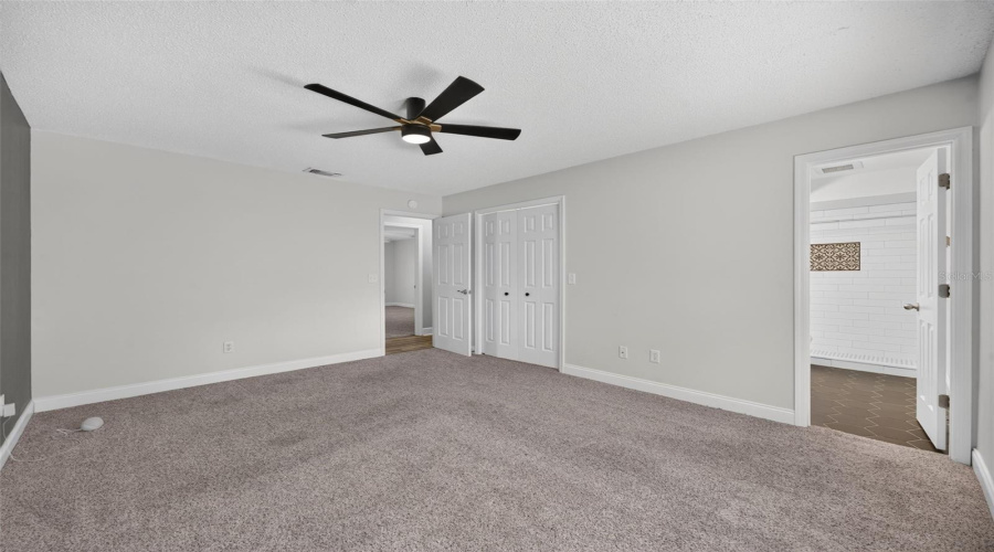 Oviedo, Florida 32765, 3 Bedroom Bedrooms, ,2 Bathroombathrooms,Residential,For Sale,Ward,0,Mfro6435121