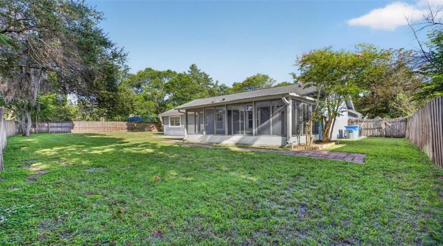 Oviedo, Florida 32765, 3 Bedroom Bedrooms, ,2 Bathroombathrooms,Residential,For Sale,Ward,0,Mfro6435121