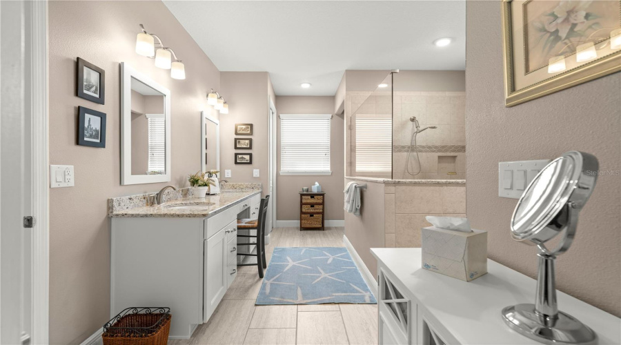 Ocala, Florida 34481, 3 Bedroom Bedrooms, ,3 Bathroombathrooms,Residential,For Sale,89Th,0,Mfrom711542
