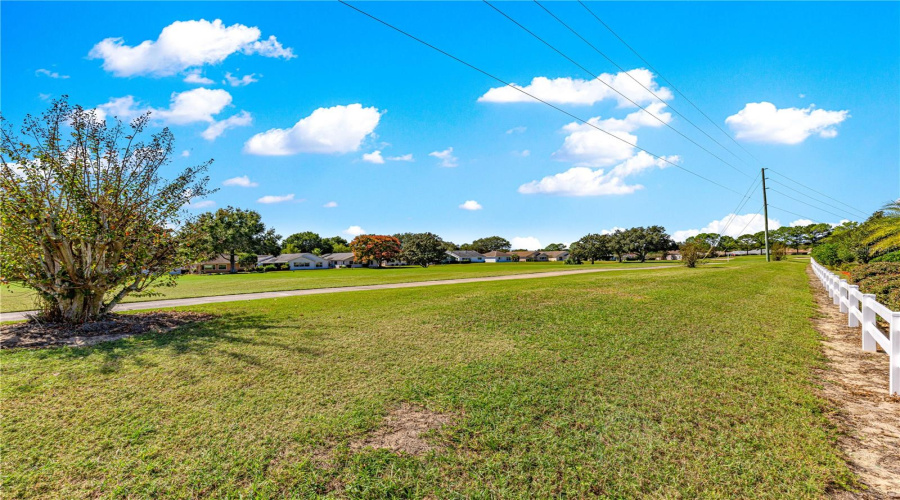 Ocala, Florida 34481, 3 Bedroom Bedrooms, ,3 Bathroombathrooms,Residential,For Sale,89Th,0,Mfrom711542