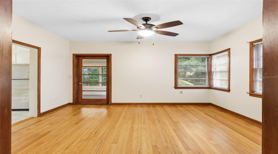 Gainesville, Florida 32607, 4 Bedroom Bedrooms, ,2 Bathroombathrooms,Residential,For Sale,3Rd,0,Mfrgc539726