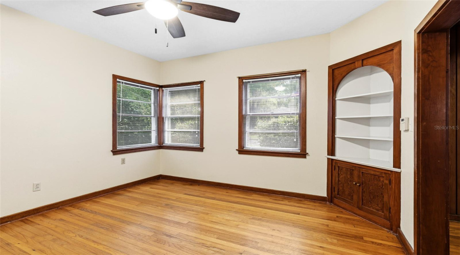 Gainesville, Florida 32607, 4 Bedroom Bedrooms, ,2 Bathroombathrooms,Residential,For Sale,3Rd,0,Mfrgc539726