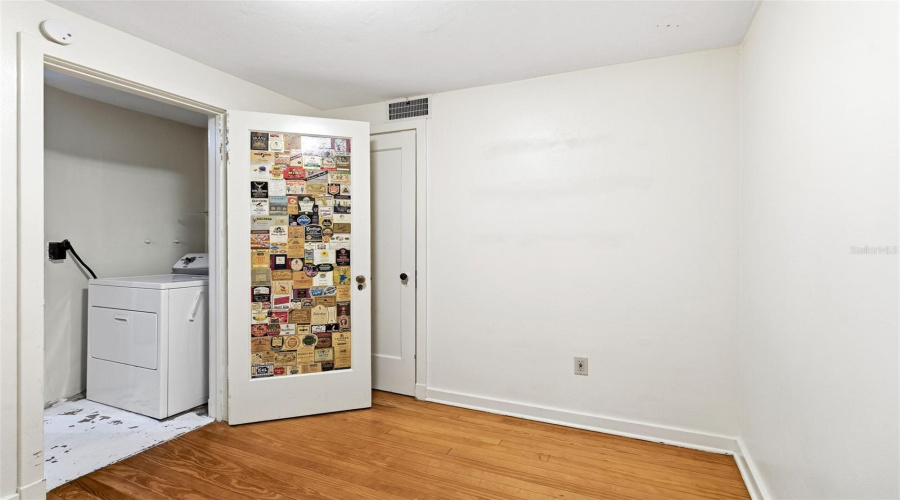 Gainesville, Florida 32607, 4 Bedroom Bedrooms, ,2 Bathroombathrooms,Residential,For Sale,3Rd,0,Mfrgc539726