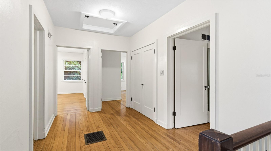 Gainesville, Florida 32607, 4 Bedroom Bedrooms, ,2 Bathroombathrooms,Residential,For Sale,3Rd,0,Mfrgc539726