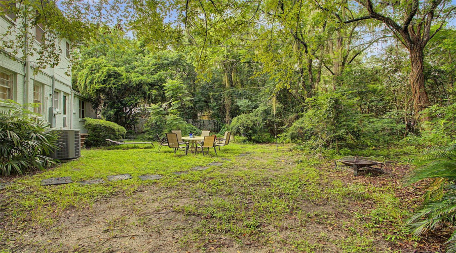 Gainesville, Florida 32607, 4 Bedroom Bedrooms, ,2 Bathroombathrooms,Residential,For Sale,3Rd,0,Mfrgc539726