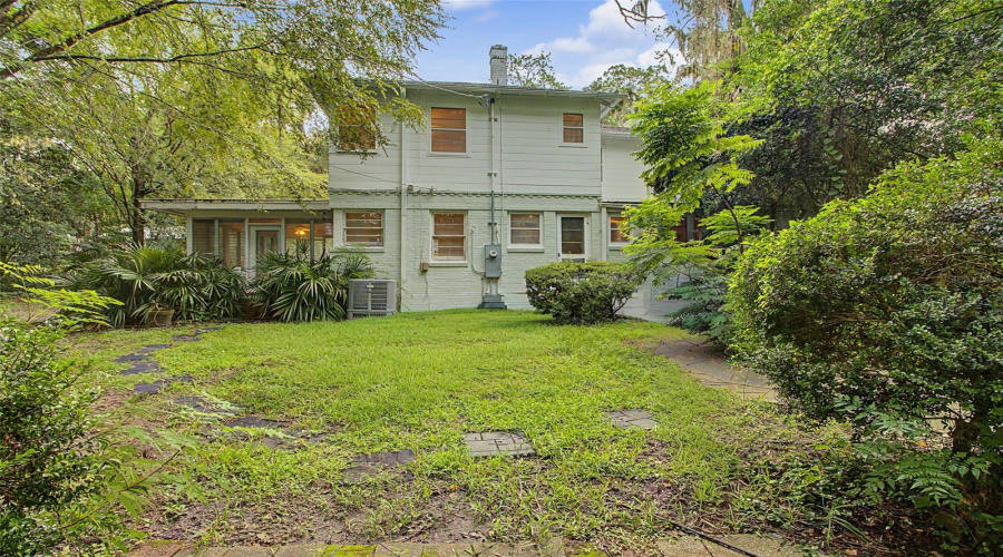 Gainesville, Florida 32607, 4 Bedroom Bedrooms, ,2 Bathroombathrooms,Residential,For Sale,3Rd,0,Mfrgc539726