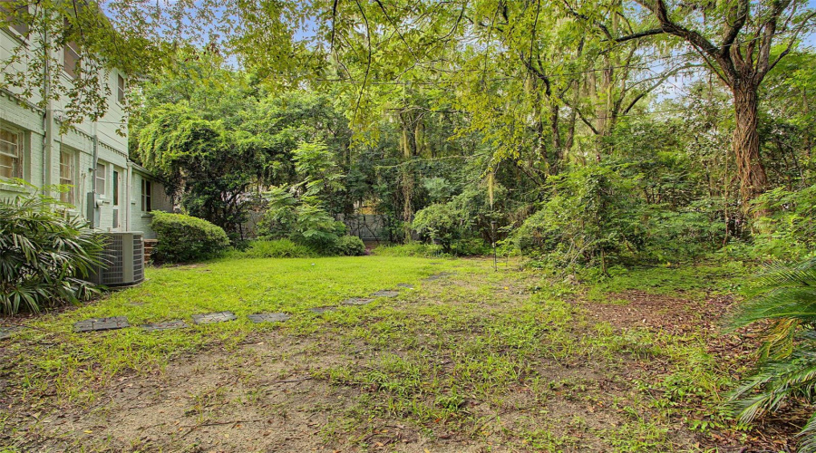 Gainesville, Florida 32607, 4 Bedroom Bedrooms, ,2 Bathroombathrooms,Residential,For Sale,3Rd,0,Mfrgc539726