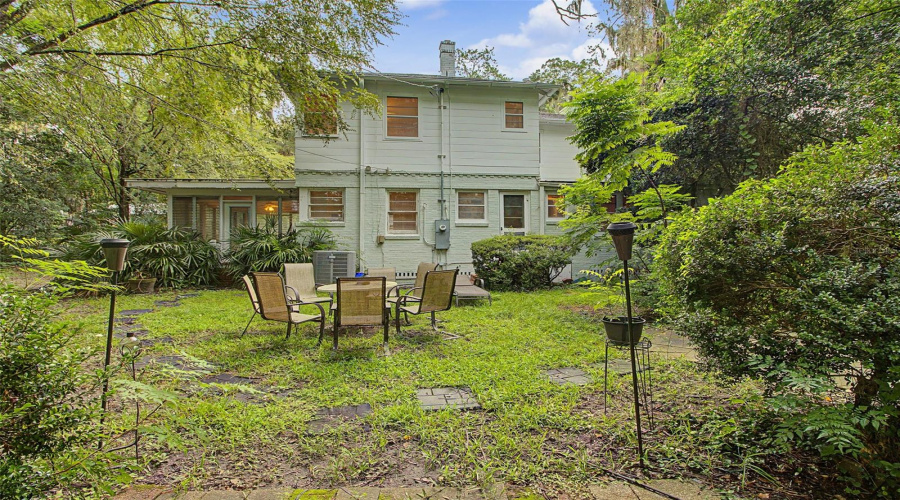 Gainesville, Florida 32607, 4 Bedroom Bedrooms, ,2 Bathroombathrooms,Residential,For Sale,3Rd,0,Mfrgc539726