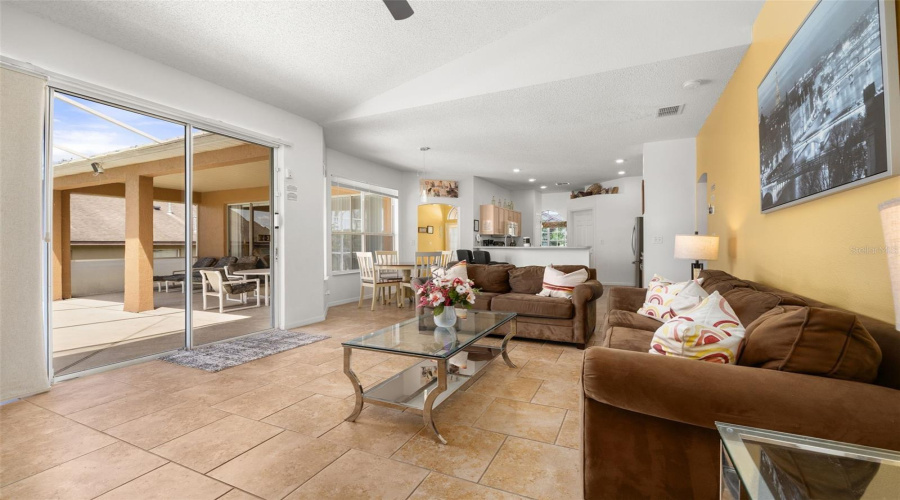 Davenport, Florida 33897, 4 Bedroom Bedrooms, ,3 Bathroombathrooms,Residential,For Sale,Greeley,0,Mfrs5156348