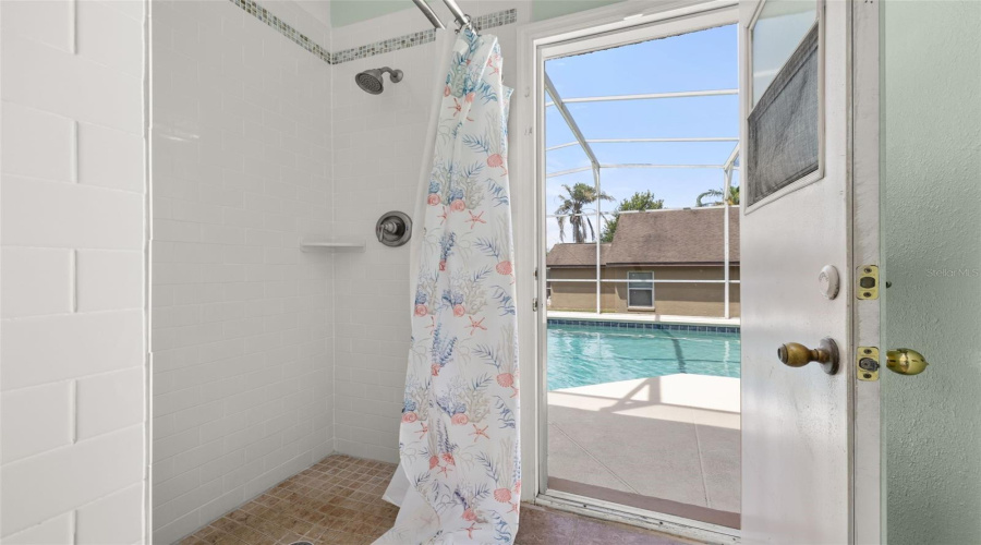 Davenport, Florida 33897, 4 Bedroom Bedrooms, ,3 Bathroombathrooms,Residential,For Sale,Greeley,0,Mfrs5156348