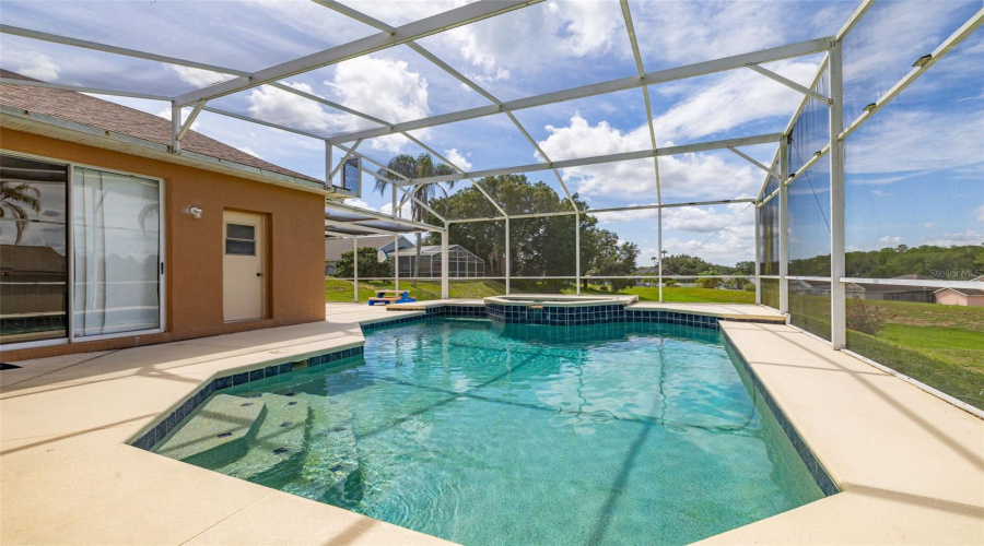 Davenport, Florida 33897, 4 Bedroom Bedrooms, ,3 Bathroombathrooms,Residential,For Sale,Greeley,0,Mfrs5156348