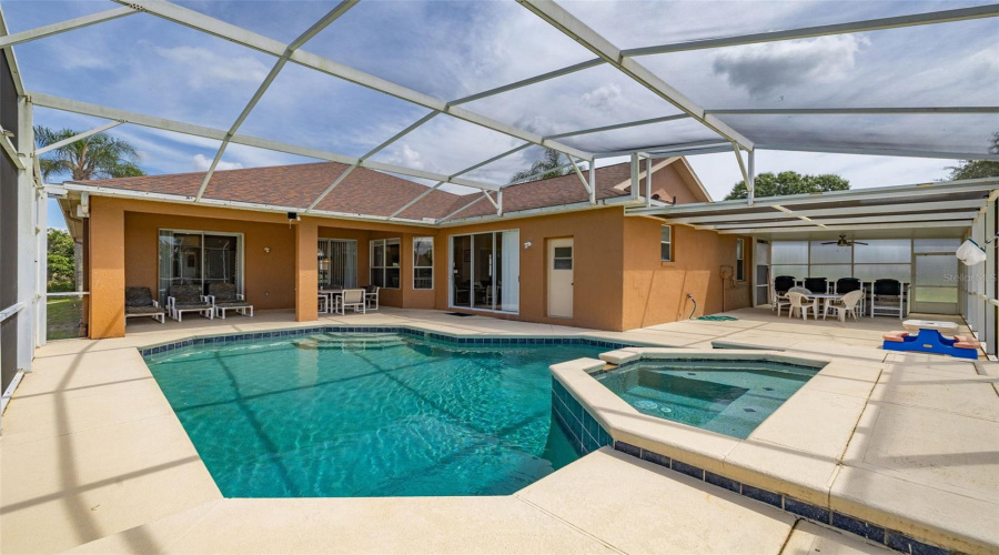 Davenport, Florida 33897, 4 Bedroom Bedrooms, ,3 Bathroombathrooms,Residential,For Sale,Greeley,0,Mfrs5156348