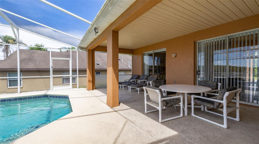 Davenport, Florida 33897, 4 Bedroom Bedrooms, ,3 Bathroombathrooms,Residential,For Sale,Greeley,0,Mfrs5156348