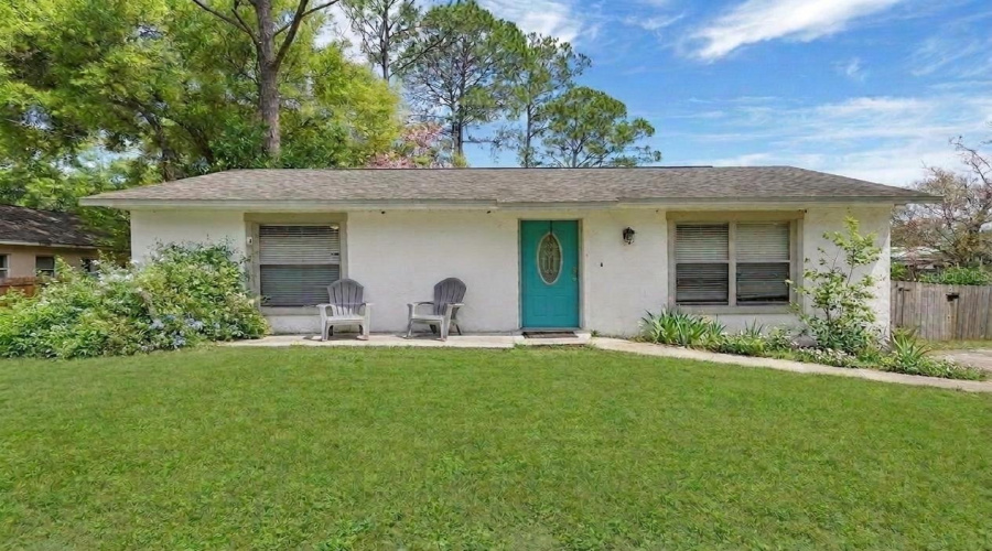 Deland, Florida 32724, 2 Bedroom Bedrooms, ,1 Bathroombathrooms,Residential,For Sale,6Th,0,Mfrv4950014