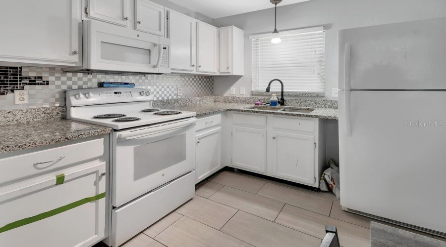 Deland, Florida 32724, 2 Bedroom Bedrooms, ,1 Bathroombathrooms,Residential,For Sale,6Th,0,Mfrv4950014