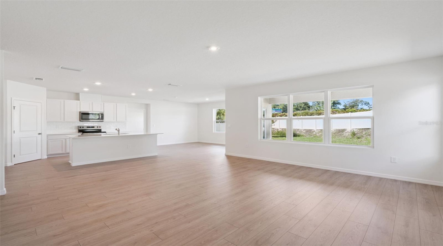 Ormond Beach, Florida 32174, 4 Bedroom Bedrooms, ,3 Bathroombathrooms,Residential,For Sale,Dorset,0,Mfro6425325