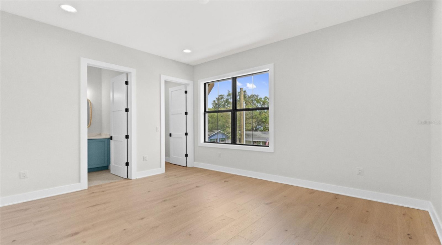 Tampa, Florida 33629, 5 Bedroom Bedrooms, ,4 Bathroombathrooms,Residential,For Sale,Obispo,0,Mfrtb8529293