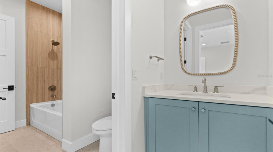 Tampa, Florida 33629, 5 Bedroom Bedrooms, ,4 Bathroombathrooms,Residential,For Sale,Obispo,0,Mfrtb8529293