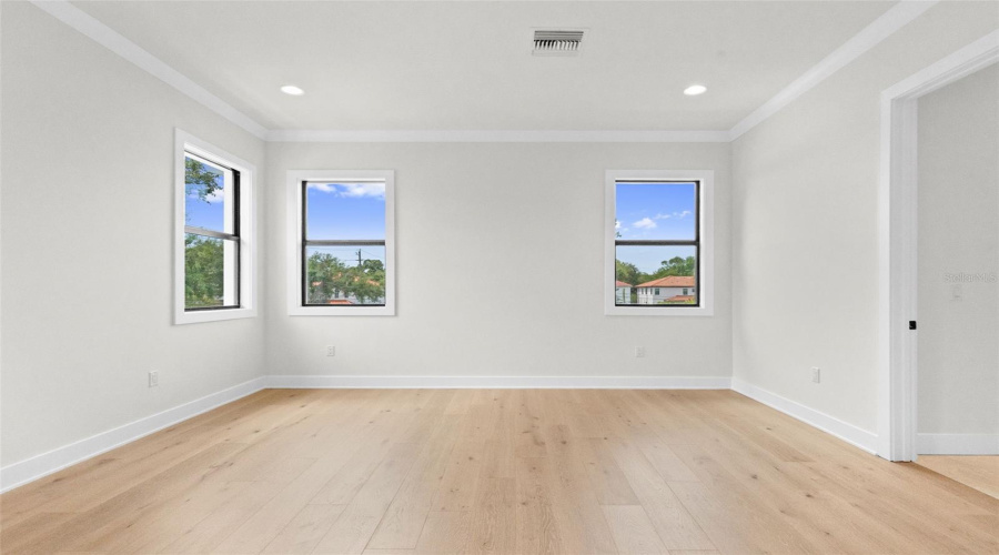Tampa, Florida 33629, 5 Bedroom Bedrooms, ,4 Bathroombathrooms,Residential,For Sale,Obispo,0,Mfrtb8529293