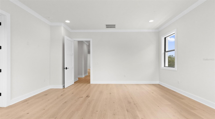 Tampa, Florida 33629, 5 Bedroom Bedrooms, ,4 Bathroombathrooms,Residential,For Sale,Obispo,0,Mfrtb8529293