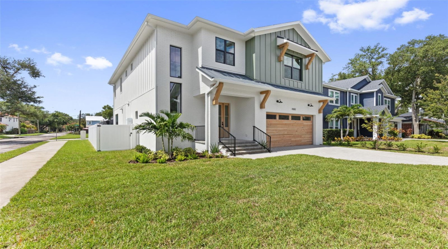 Tampa, Florida 33629, 5 Bedroom Bedrooms, ,4 Bathroombathrooms,Residential,For Sale,Obispo,0,Mfrtb8529293