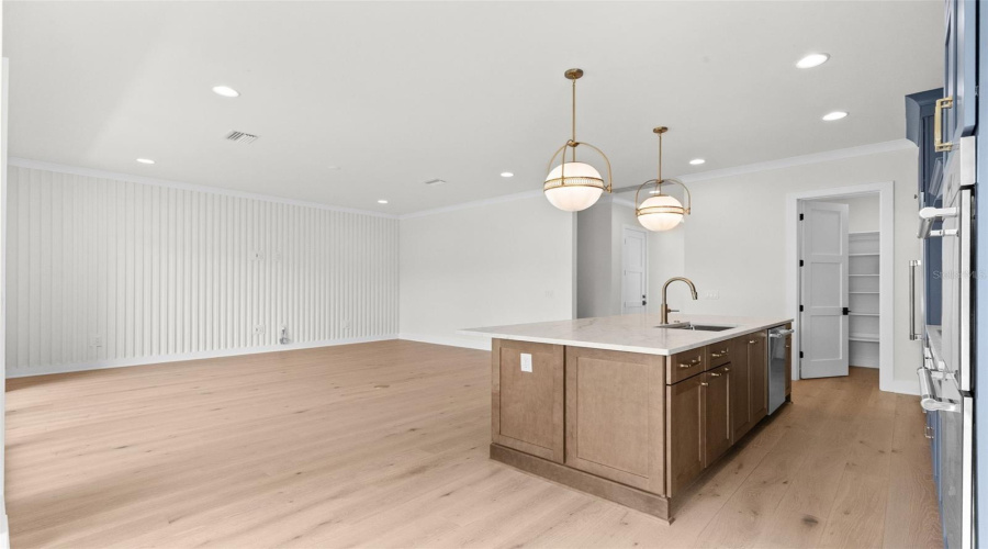 Tampa, Florida 33629, 5 Bedroom Bedrooms, ,4 Bathroombathrooms,Residential,For Sale,Obispo,0,Mfrtb8529293