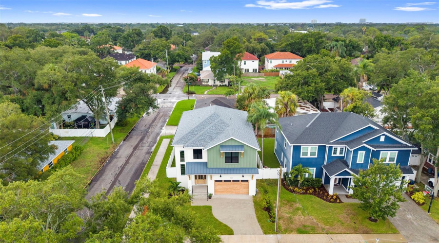 Tampa, Florida 33629, 5 Bedroom Bedrooms, ,4 Bathroombathrooms,Residential,For Sale,Obispo,0,Mfrtb8529293