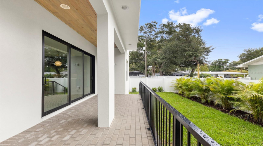 Tampa, Florida 33629, 5 Bedroom Bedrooms, ,4 Bathroombathrooms,Residential,For Sale,Obispo,0,Mfrtb8529293