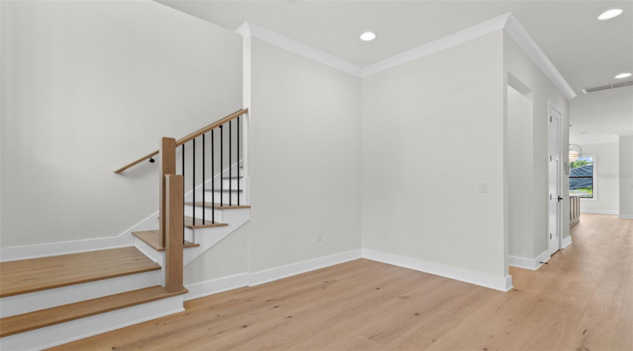 Tampa, Florida 33629, 5 Bedroom Bedrooms, ,4 Bathroombathrooms,Residential,For Sale,Obispo,0,Mfrtb8529293