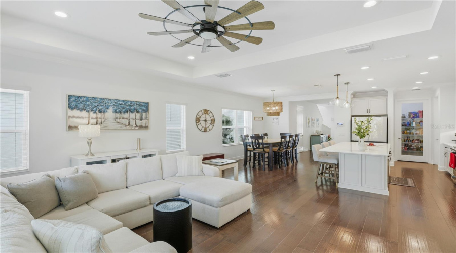 Bradenton, Florida 34211, 4 Bedroom Bedrooms, ,2 Bathroombathrooms,Residential,For Sale,Seasong,0,Mfra4685159