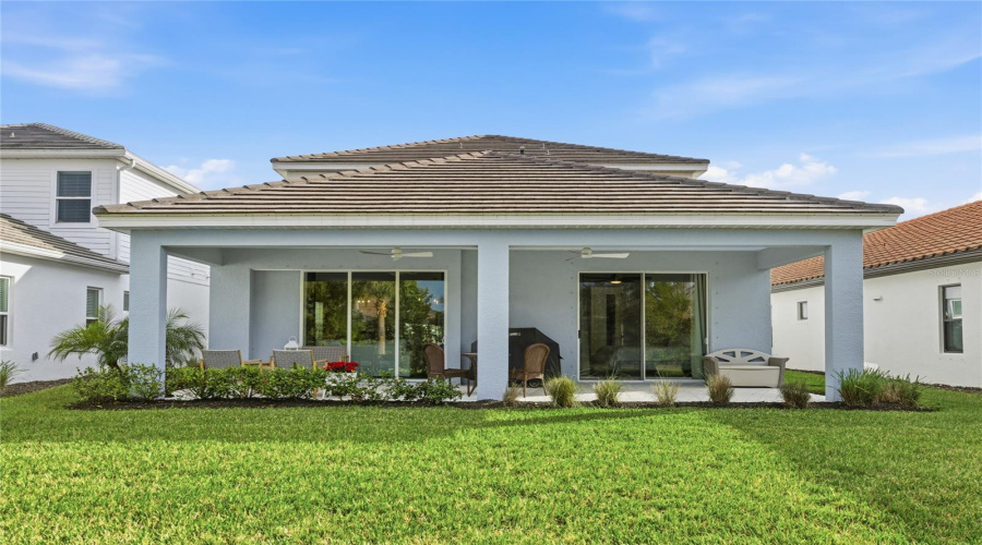 Bradenton, Florida 34211, 4 Bedroom Bedrooms, ,2 Bathroombathrooms,Residential,For Sale,Seasong,0,Mfra4685159