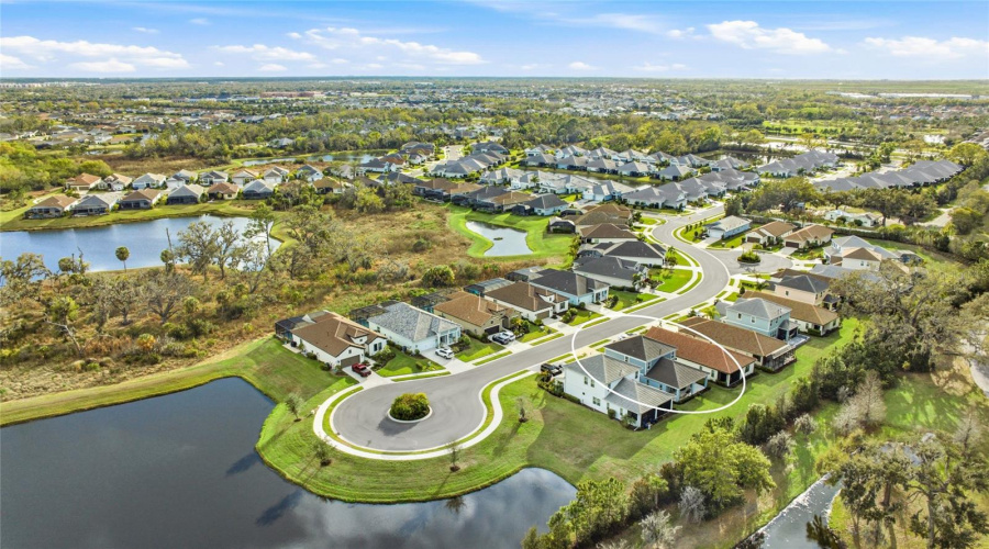 Bradenton, Florida 34211, 4 Bedroom Bedrooms, ,2 Bathroombathrooms,Residential,For Sale,Seasong,0,Mfra4685159