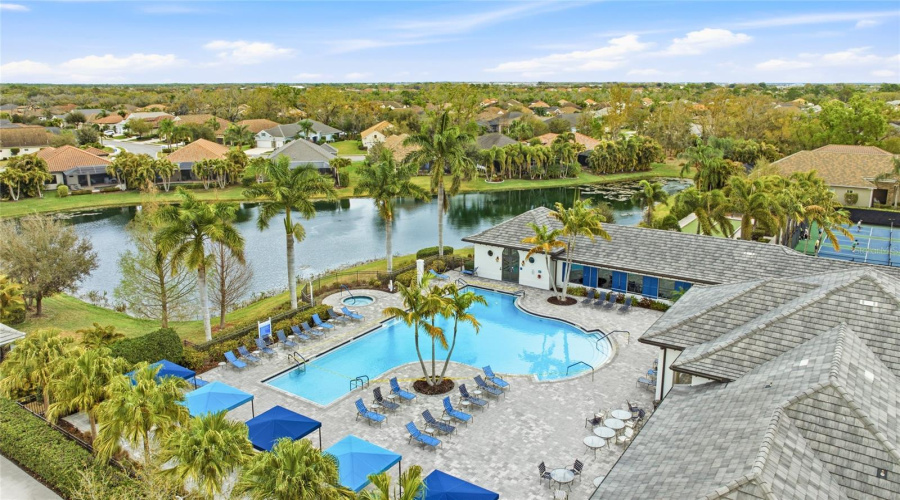 Bradenton, Florida 34211, 4 Bedroom Bedrooms, ,2 Bathroombathrooms,Residential,For Sale,Seasong,0,Mfra4685159