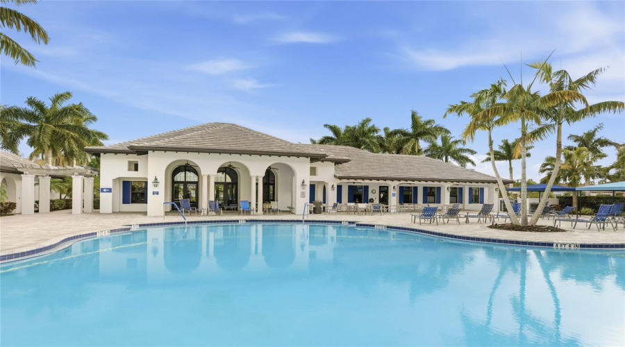 Bradenton, Florida 34211, 4 Bedroom Bedrooms, ,2 Bathroombathrooms,Residential,For Sale,Seasong,0,Mfra4685159