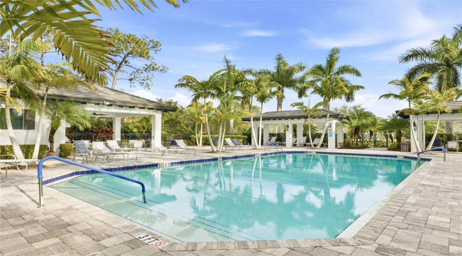 Bradenton, Florida 34211, 4 Bedroom Bedrooms, ,2 Bathroombathrooms,Residential,For Sale,Seasong,0,Mfra4685159