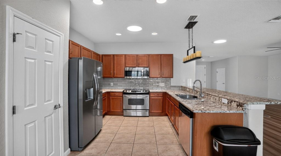 Ocala, Florida 34481, 2 Bedroom Bedrooms, ,2 Bathroombathrooms,Residential,For Sale,66Th,0,Mfrtb8541352