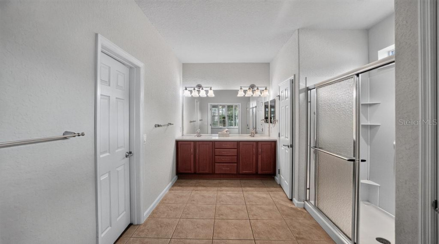 Ocala, Florida 34481, 2 Bedroom Bedrooms, ,2 Bathroombathrooms,Residential,For Sale,66Th,0,Mfrtb8541352