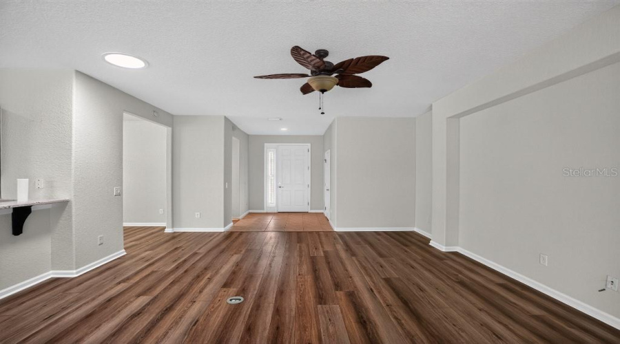 Ocala, Florida 34481, 2 Bedroom Bedrooms, ,2 Bathroombathrooms,Residential,For Sale,66Th,0,Mfrtb8541352