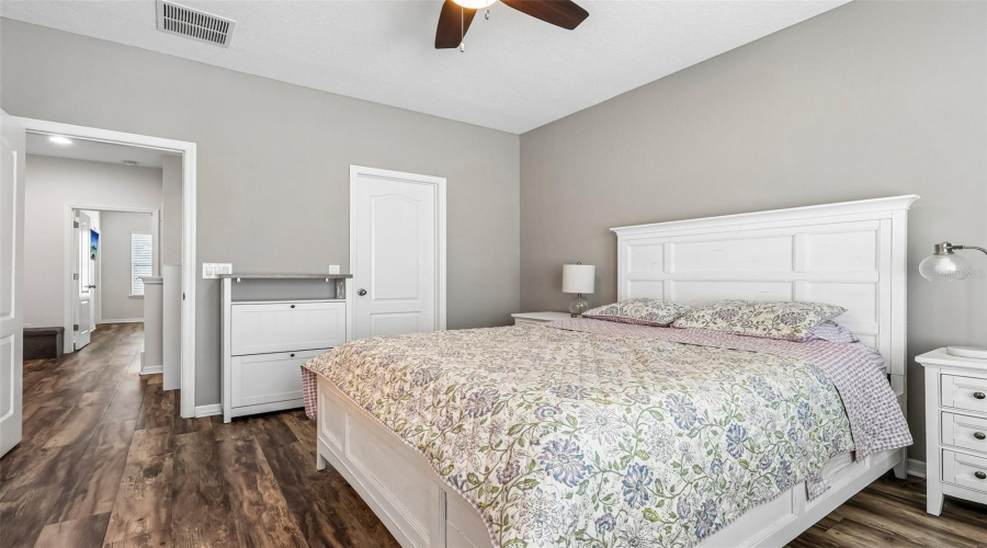 Oviedo, Florida 32765, 3 Bedroom Bedrooms, ,3 Bathroombathrooms,Residential,For Sale,Catalonia,0,Mfro6430773