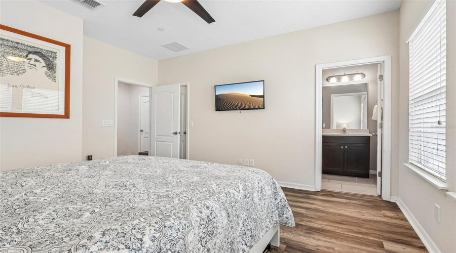 Oviedo, Florida 32765, 3 Bedroom Bedrooms, ,3 Bathroombathrooms,Residential,For Sale,Catalonia,0,Mfro6430773