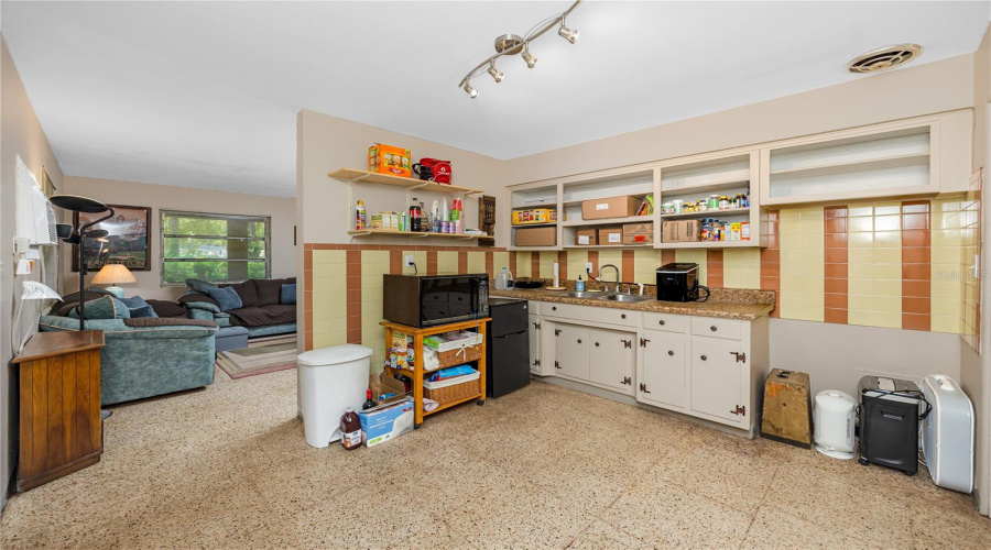 Second House Kitchenette