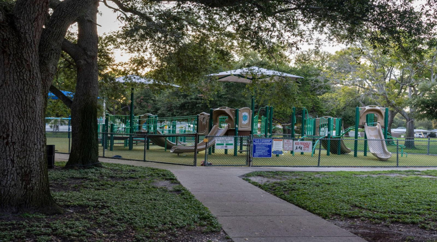 Walter Fuller Park.