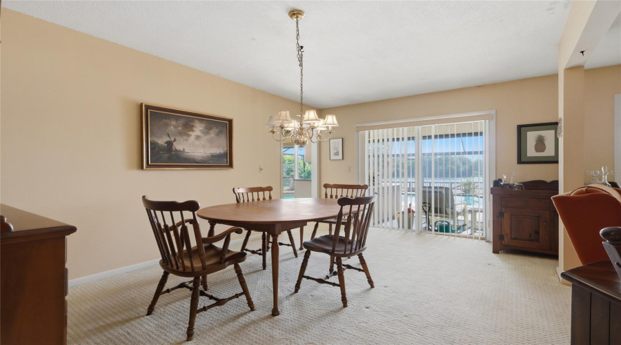 Tampa, Florida 33634, 4 Bedroom Bedrooms, ,2 Bathroombathrooms,Residential,For Sale,Twelve Oaks,0,Mfrtb8531052