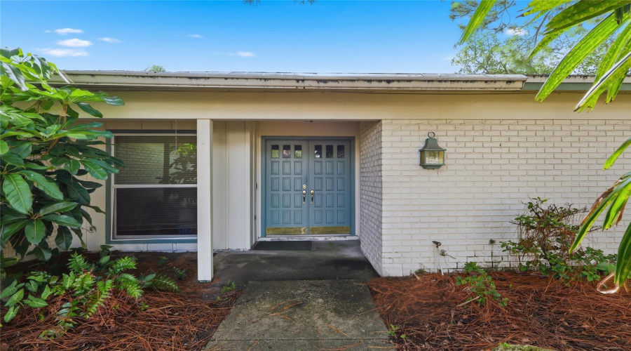 Tampa, Florida 33634, 4 Bedroom Bedrooms, ,2 Bathroombathrooms,Residential,For Sale,Twelve Oaks,0,Mfrtb8531052