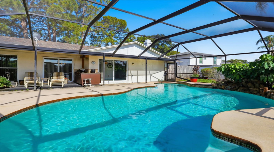 Tampa, Florida 33634, 4 Bedroom Bedrooms, ,2 Bathroombathrooms,Residential,For Sale,Twelve Oaks,0,Mfrtb8531052