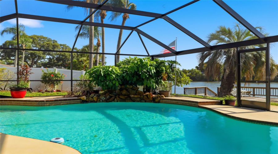 Tampa, Florida 33634, 4 Bedroom Bedrooms, ,2 Bathroombathrooms,Residential,For Sale,Twelve Oaks,0,Mfrtb8531052
